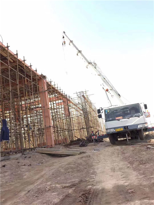 繁峙县吊车作业的安全注意事项有哪些？